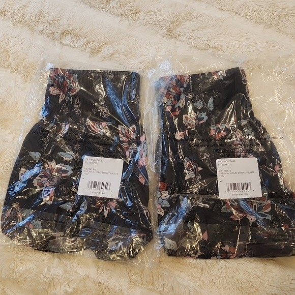 Free People Movement The Way Home Shorts size M - Picture 3 of 7